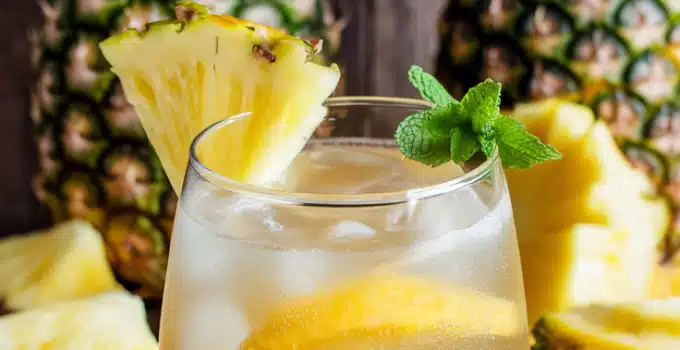 Pineapple Ginger Lemonade Mocktail