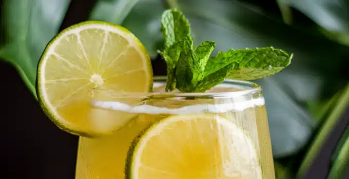 Golden Mango Lime Mocktail